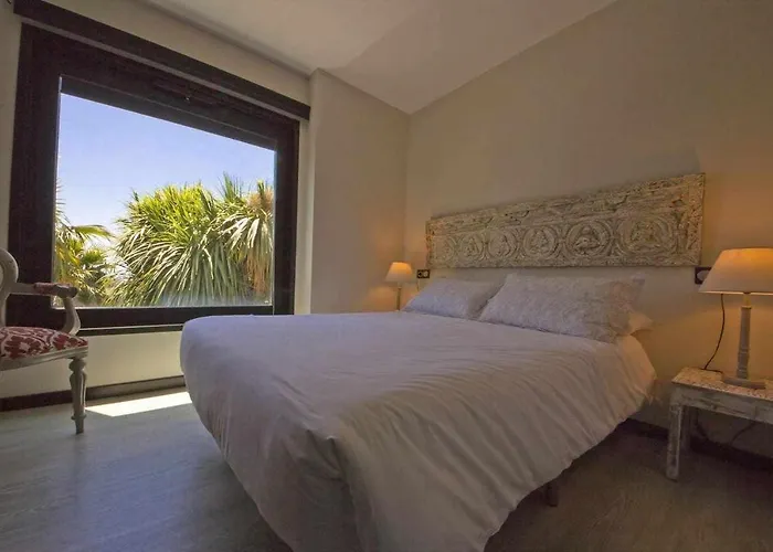 Lujosa Vistas Al Mar Y Piscina Climatiza *