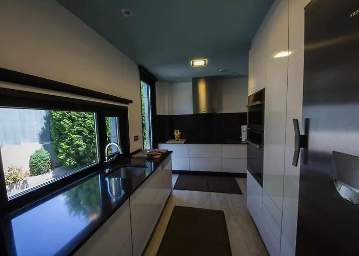 Lujosa Vistas Al Mar Y Piscina Climatiza 빌라